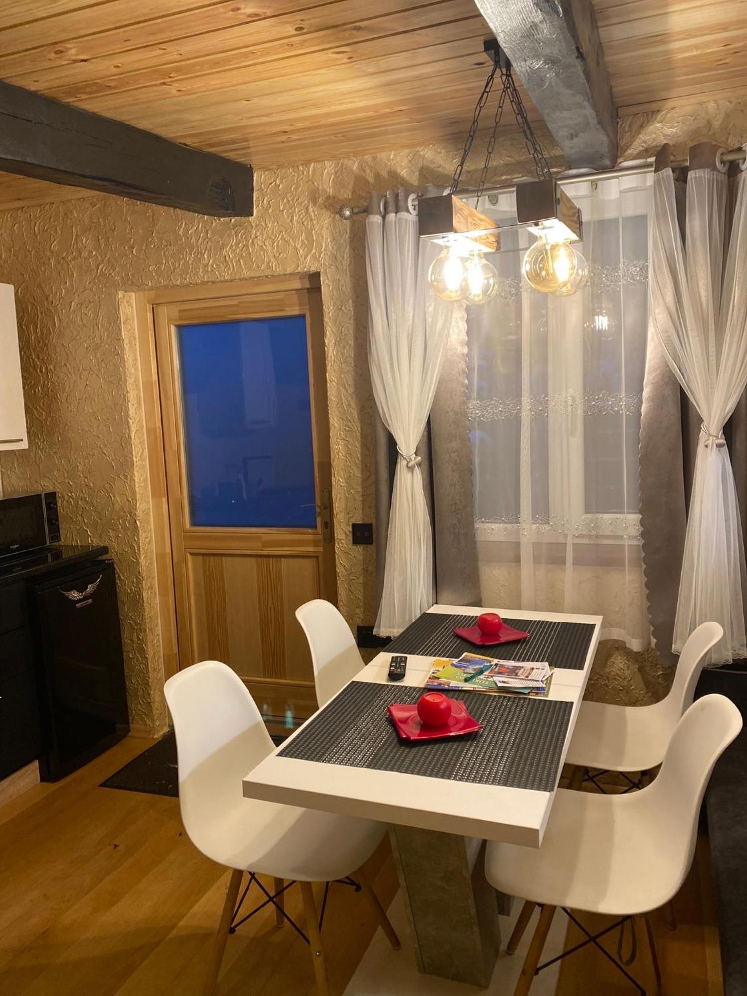 Hotel Silumetras à Ventspils Extérieur photo